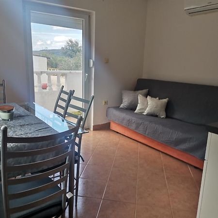 Apartments Dumencic Rab Mundanije Eksteriør billede