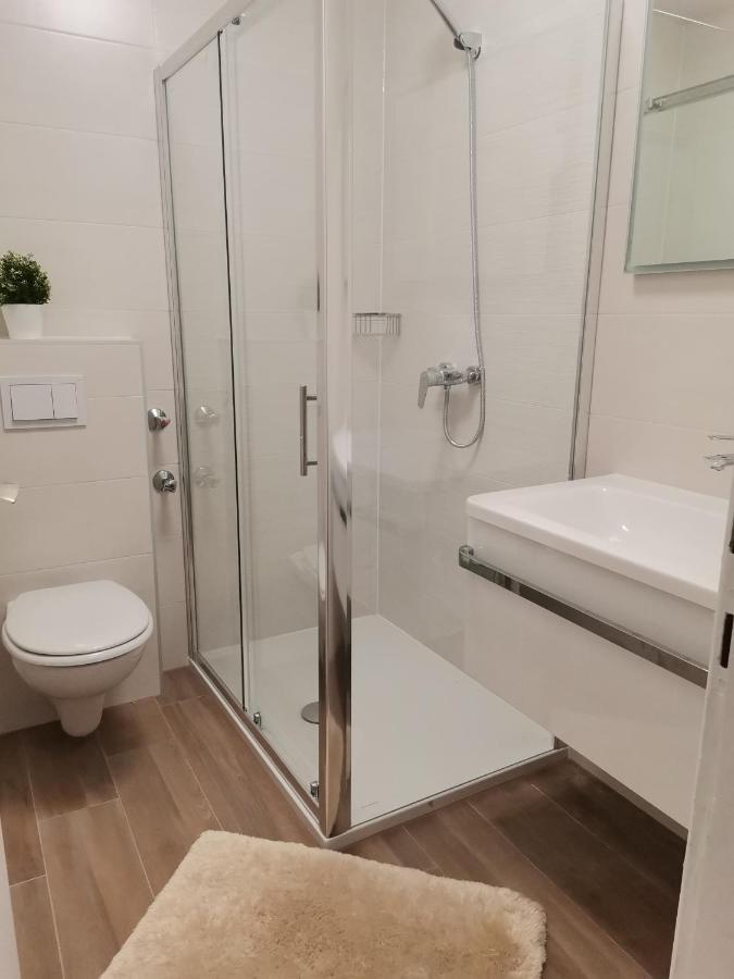 Apartments Dumencic Rab Mundanije Eksteriør billede